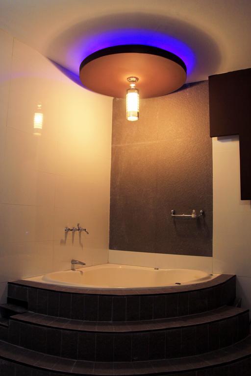 Villa Real Hotel & Suites Chiclayo Quarto foto